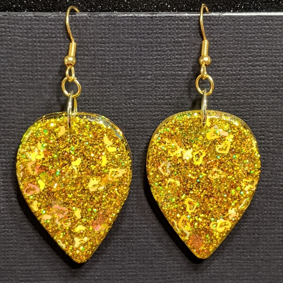 Gold Glitter Drop Resin Dangle Earrings - Picture 5 of 6